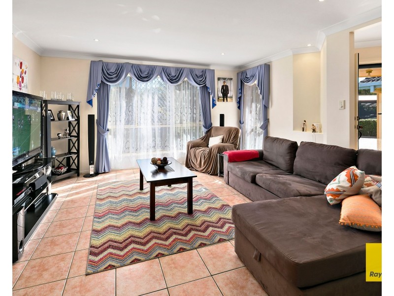 8 Flores Close, Tingalpa QLD 4173