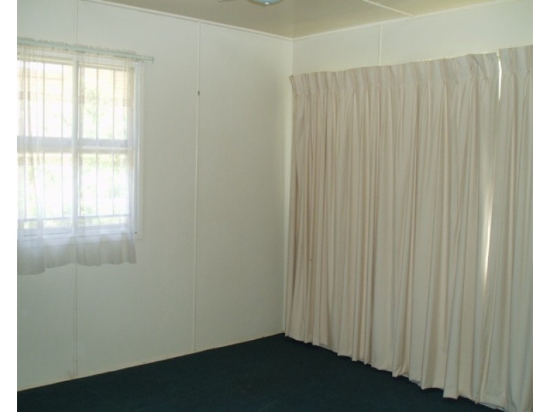 76 Chandos Street, Wynnum QLD 4178