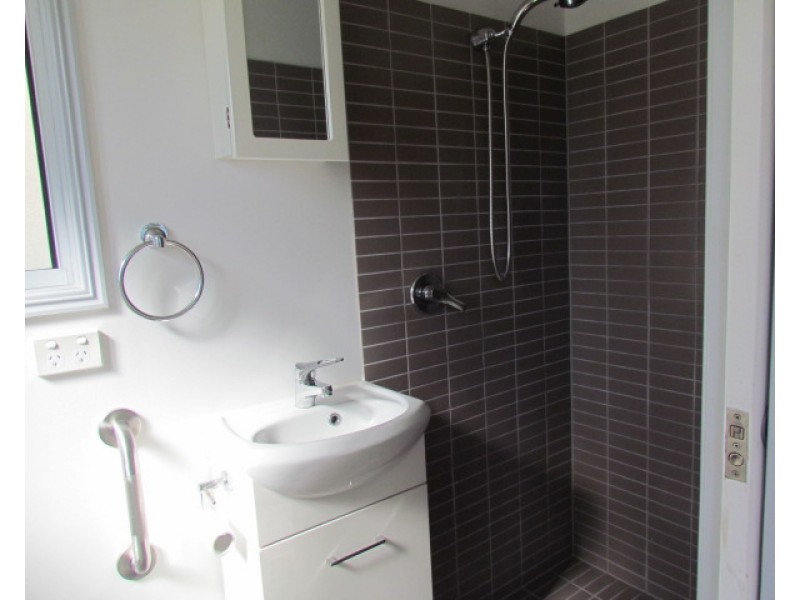 783 Esplanade, Lota QLD 4179