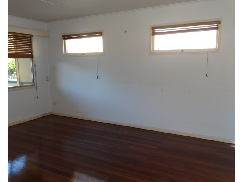 147 Dibar Street, Wynnum QLD 4178