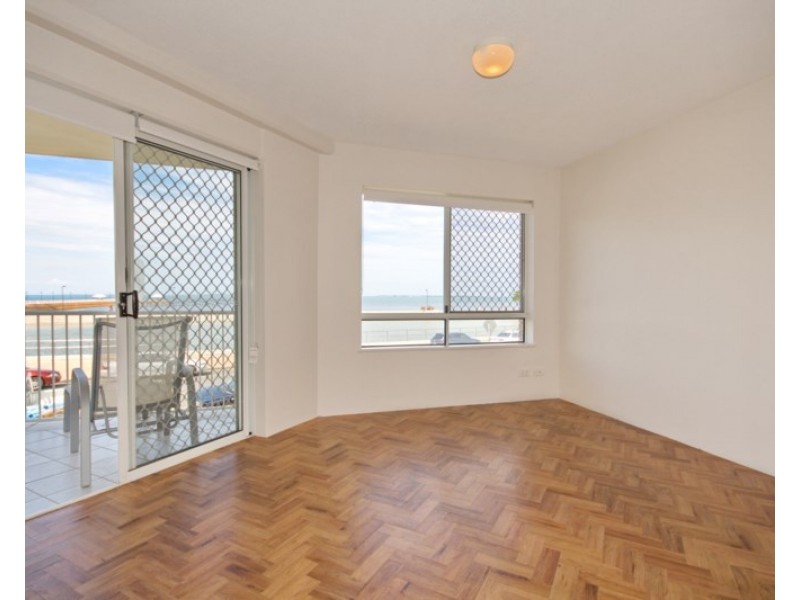 3/155 Wynnum Esplanade, Wynnum QLD 4178