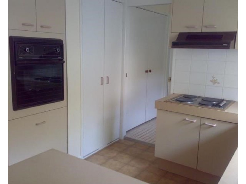 20 Plaza Street, Wynnum West QLD 4178