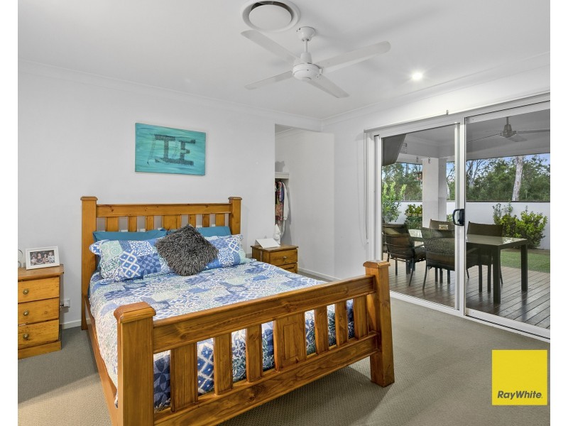 2 Higgs Circuit, Wynnum West QLD 4178