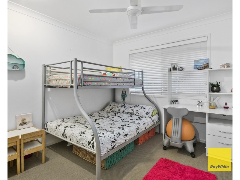 2 Higgs Circuit, Wynnum West QLD 4178