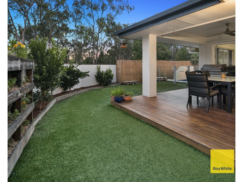 2 Higgs Circuit, Wynnum West QLD 4178