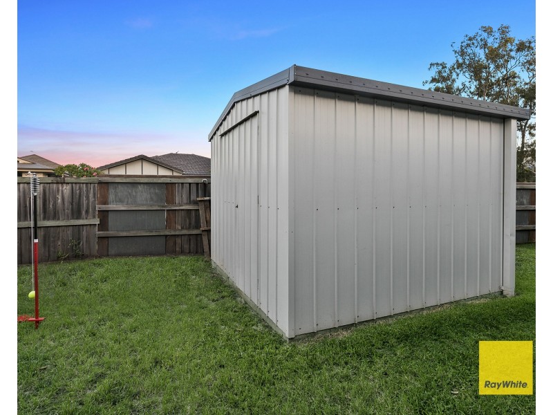 2 Higgs Circuit, Wynnum West QLD 4178