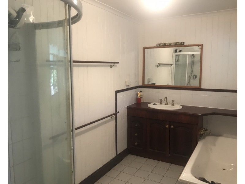 97 Stratton Terrace, Manly QLD 4179