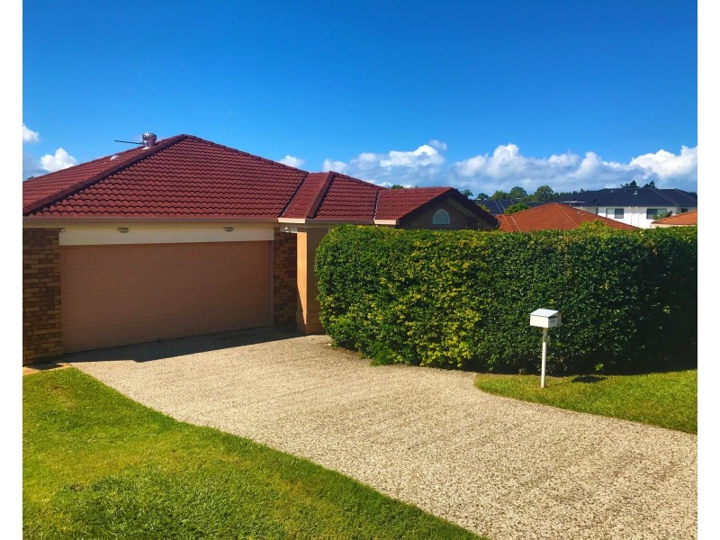 2 Michael Street, Wynnum West QLD 4178