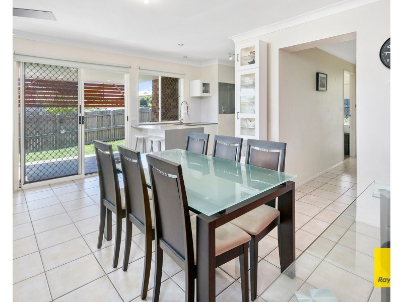 2 Michael Street, Wynnum West QLD 4178