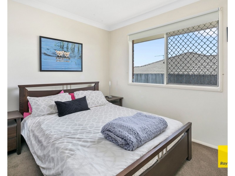 2 Michael Street, Wynnum West QLD 4178