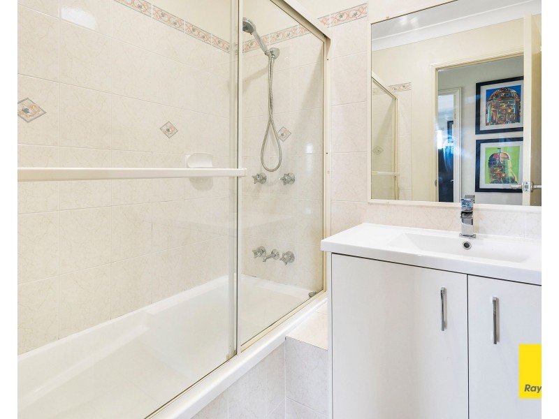 2 Michael Street, Wynnum West QLD 4178