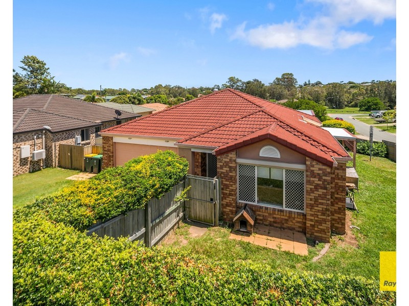 2 Michael Street, Wynnum West QLD 4178
