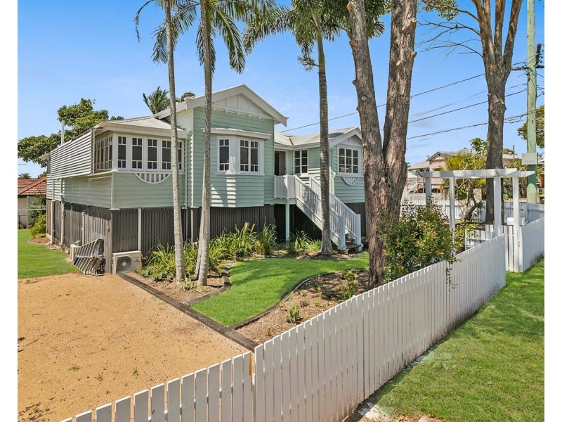 56 Carnation Street, Wynnum QLD 4178