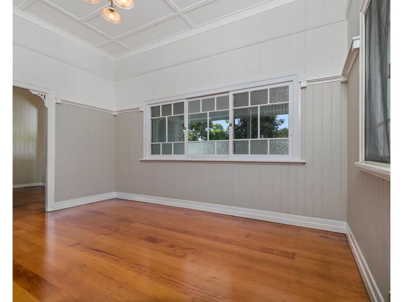 56 Carnation Street, Wynnum QLD 4178