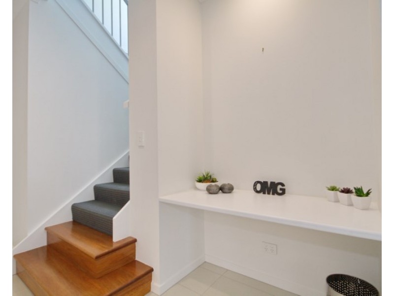 91 Wynnum North Road, Wynnum QLD 4178