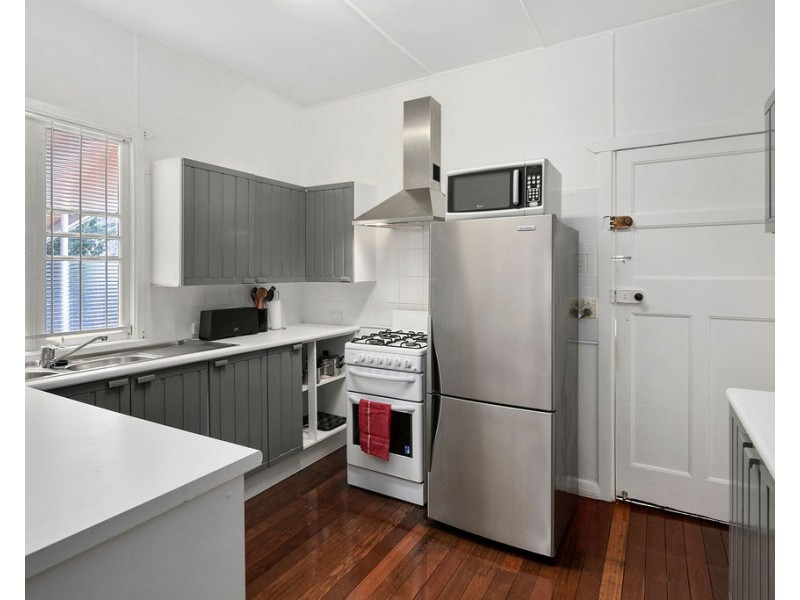 18 Ferndale Street, Lota QLD 4179