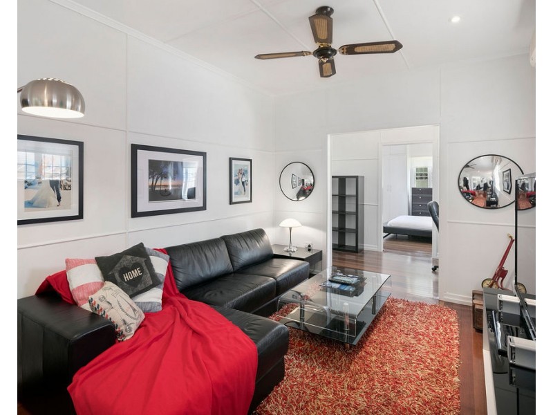 18 Ferndale Street, Lota QLD 4179