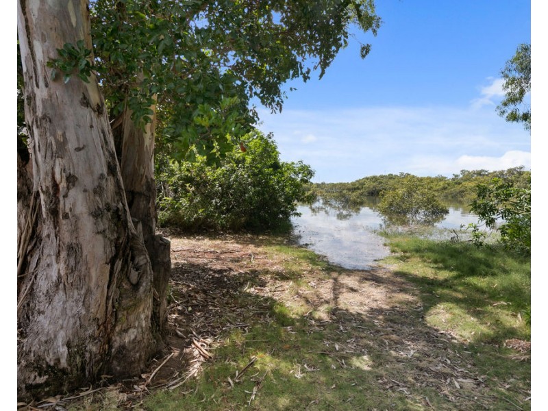 18 Ferndale Street, Lota QLD 4179