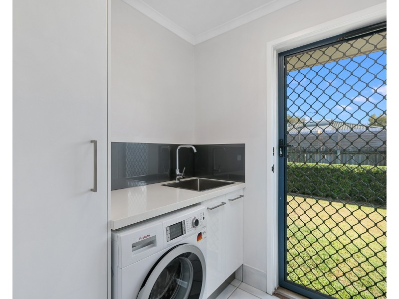 29 Macadamia Street, Wynnum West QLD 4178