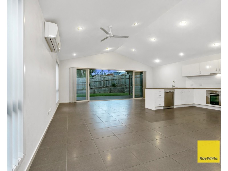 10 Patterson Street, Wynnum QLD 4178
