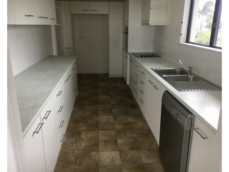 35 Grattan Terrace, Wynnum QLD 4178