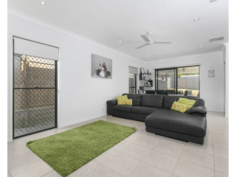72 Kitchener Street, Wynnum QLD 4178