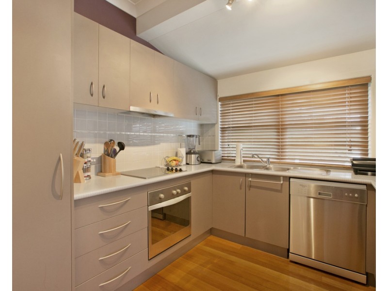 187 Gordon Parade, Manly QLD 4179