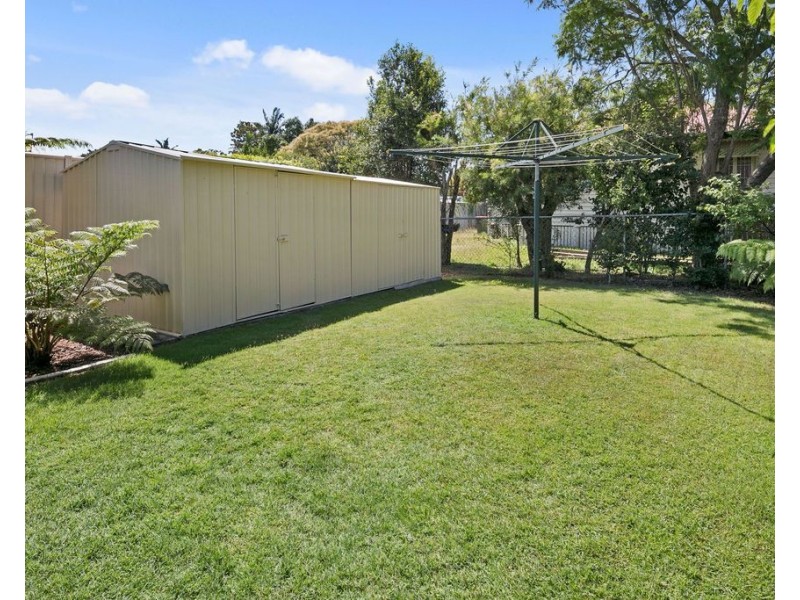 12 Elm Street, Wynnum QLD 4178