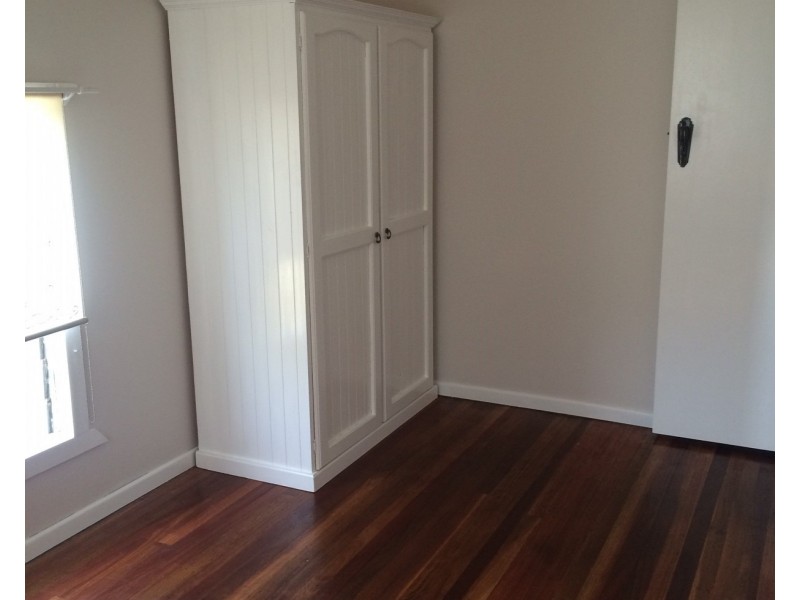 108 Moreton Avenue, Wynnum QLD 4178