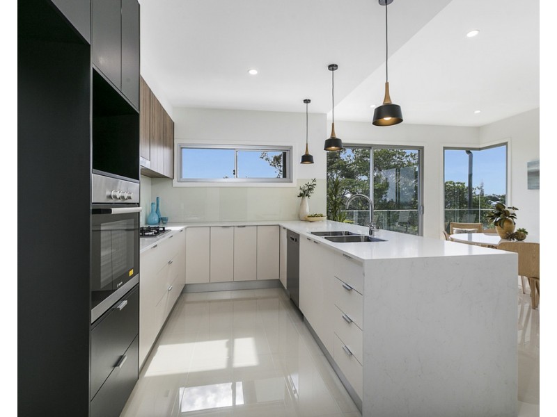 21/22 Bay Terrace, Wynnum QLD 4178