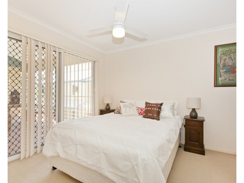 8/24-26 Yamboyna Street, Manly QLD 4179