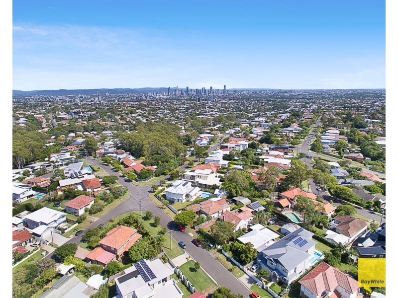 90 Solar Street, Coorparoo QLD 4151