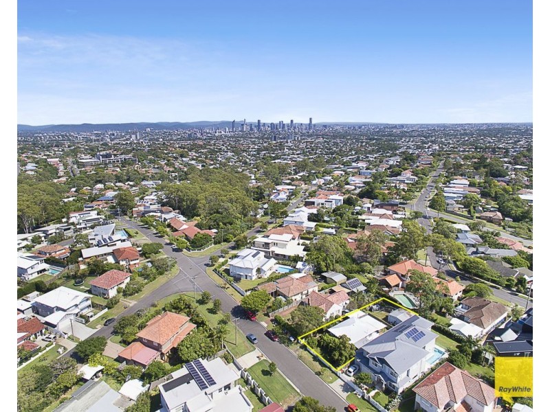 90 Solar Street, Coorparoo QLD 4151