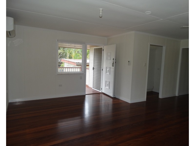 15 Pavlu Street, Wynnum West QLD 4178