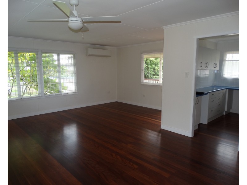 15 Pavlu Street, Wynnum West QLD 4178