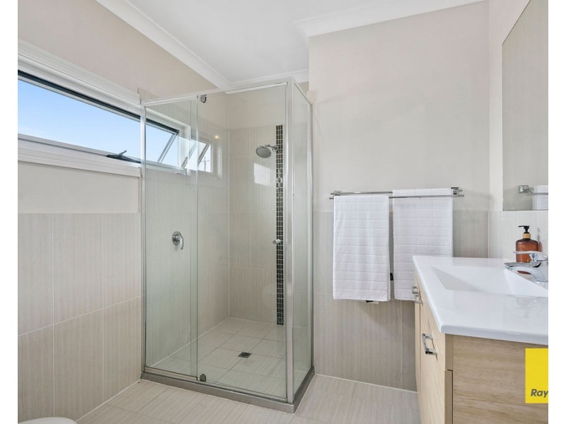 66 Hindes Street, Lota QLD 4179