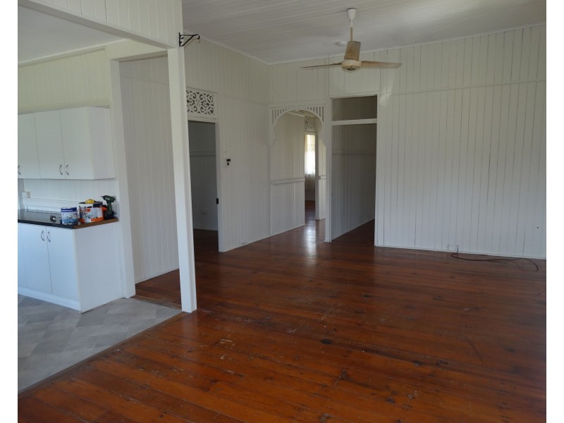 3 Armstrong Road, Cannon Hill QLD 4170