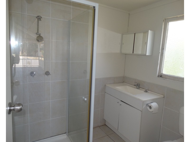 3 Armstrong Road, Cannon Hill QLD 4170