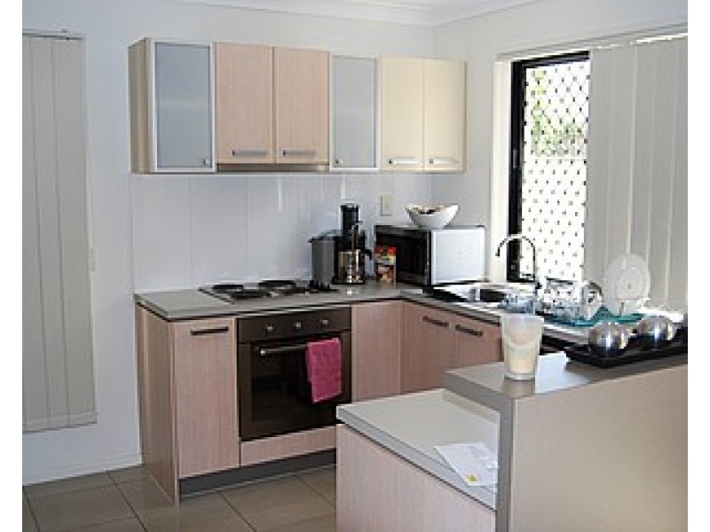 2/23 Tallis Street, Wakerley QLD 4154