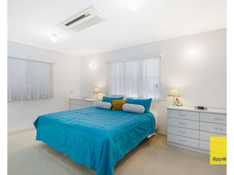 23 Nemarra Street, Wynnum West QLD 4178