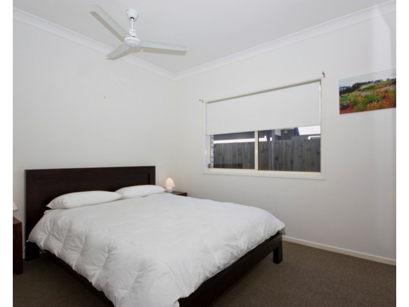 69 Daisy Road, Manly West QLD 4179