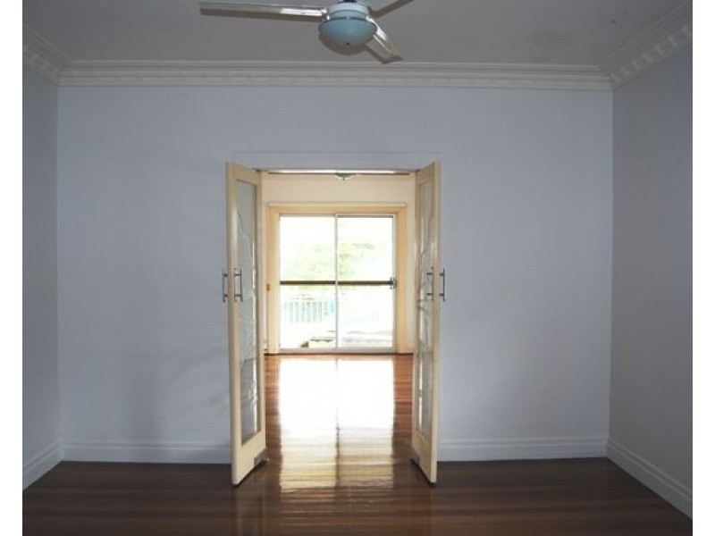 2328 Wynnum Road, Wynnum QLD 4178