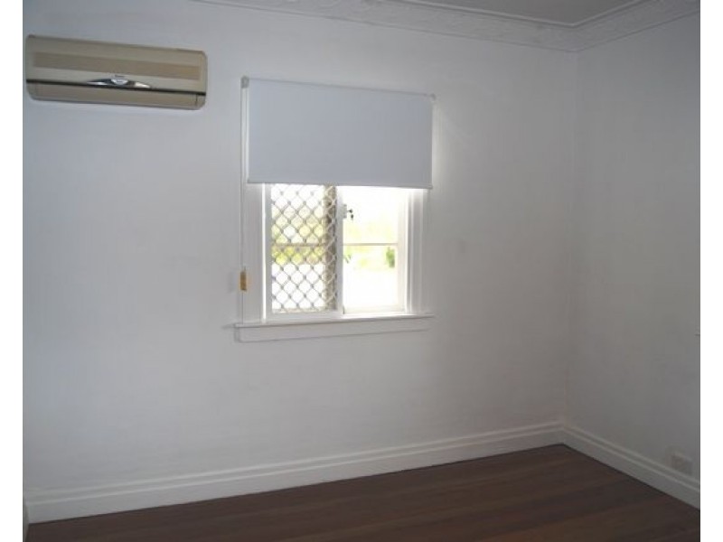 2328 Wynnum Road, Wynnum QLD 4178