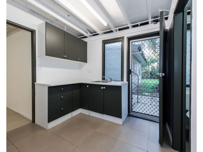 12 Downie Avenue, Bucasia QLD 4750