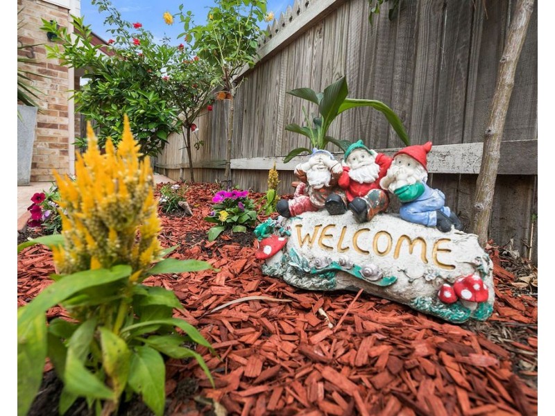 63 Gordon Parade, Manly QLD 4179