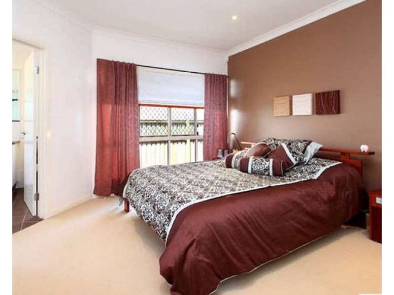 26 Hannah Circuit, Manly West QLD 4179