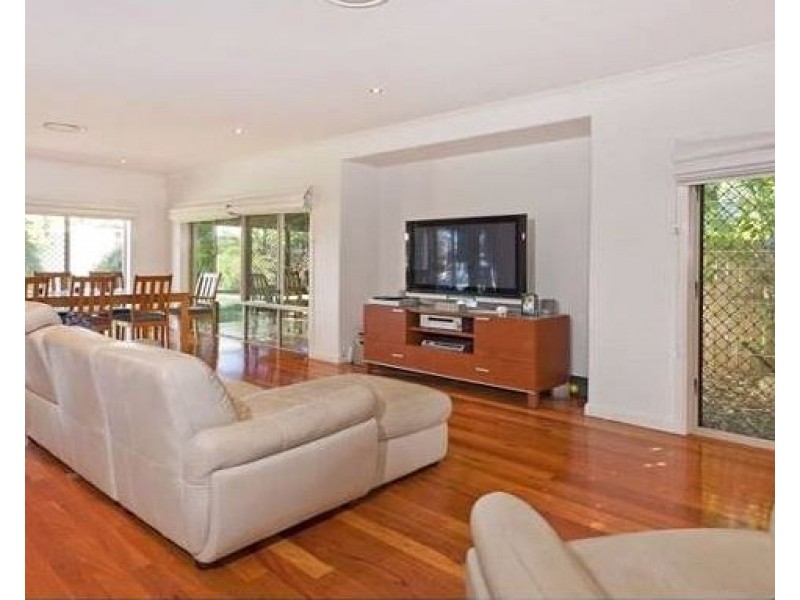 26 Hannah Circuit, Manly West QLD 4179