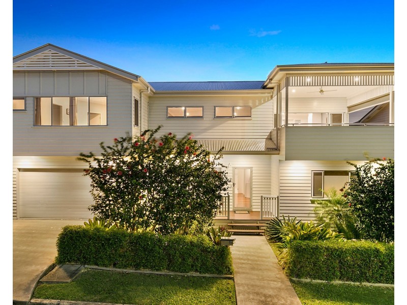 56 Petersen Street, Wynnum QLD 4178