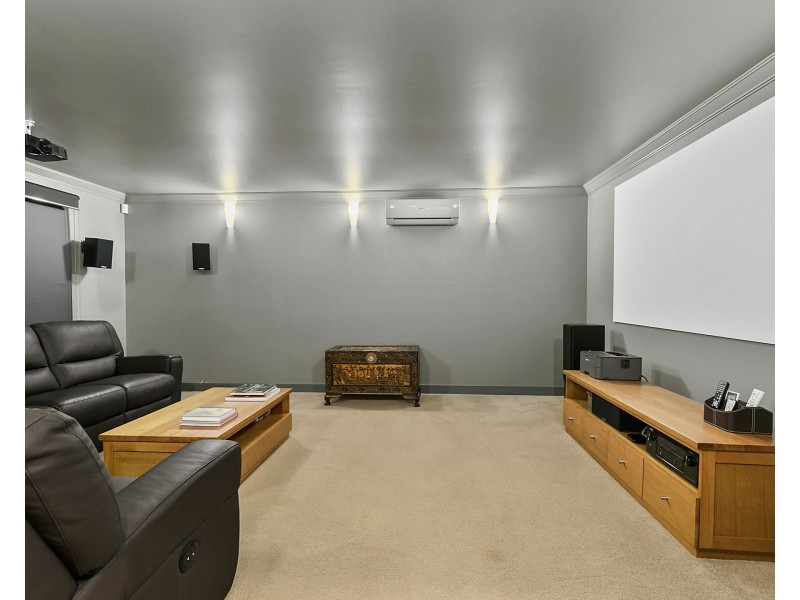 56 Petersen Street, Wynnum QLD 4178