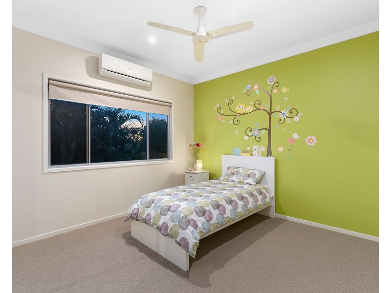 56 Petersen Street, Wynnum QLD 4178